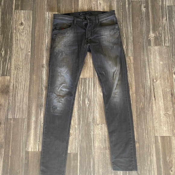 HOT BRAND NEW Diesel W 30 L 32 Slim-Carrott